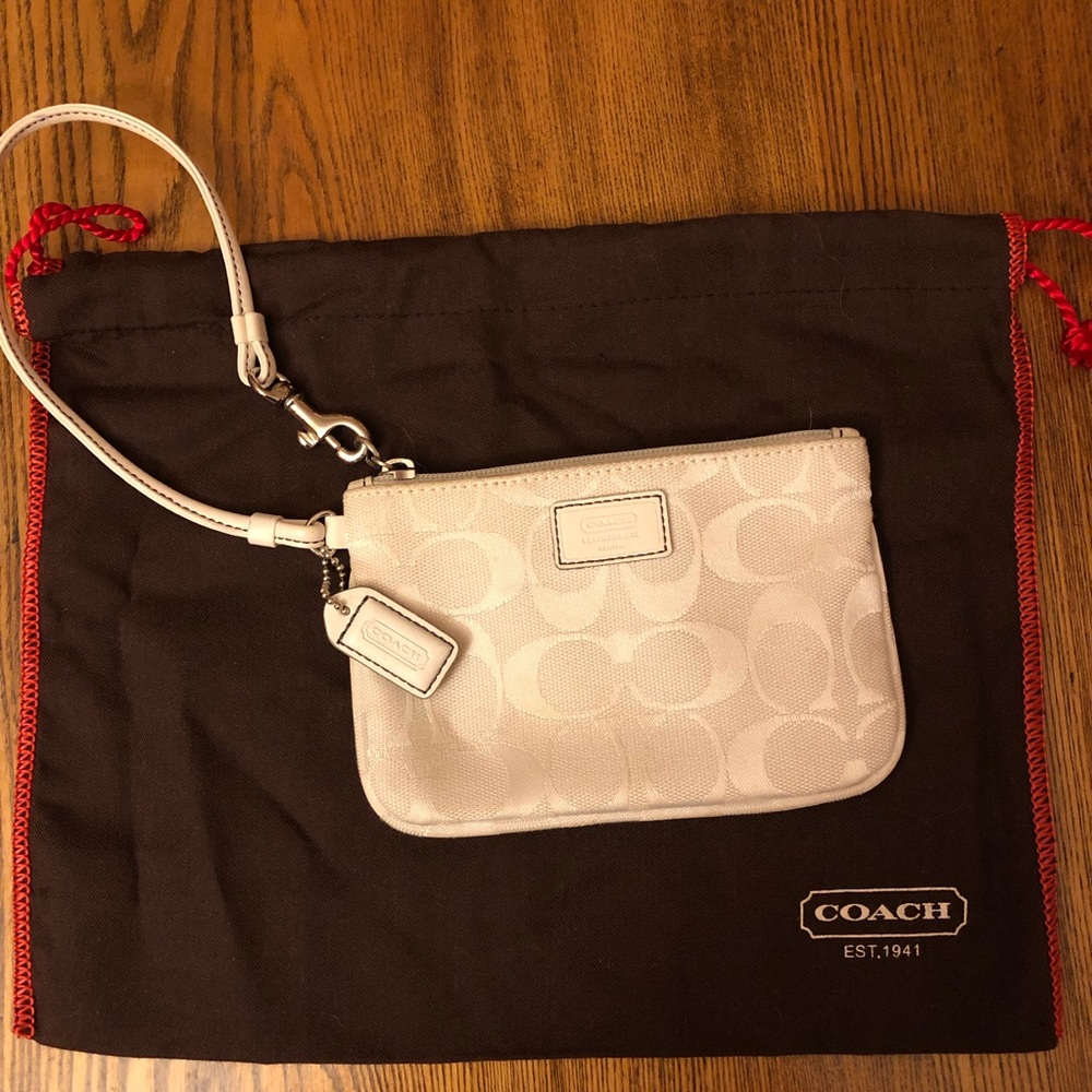 Vintage Coach Classic White Wristlet